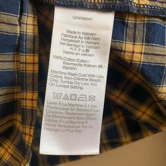 Madewell The Signature Poplin Crop Shirt in Plaid - Picture 3 of 6